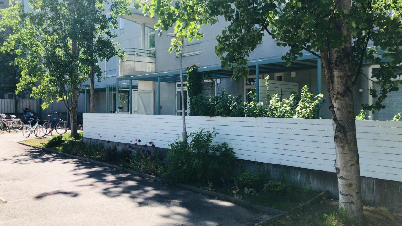Hotel Эспоо Экстерьер фото